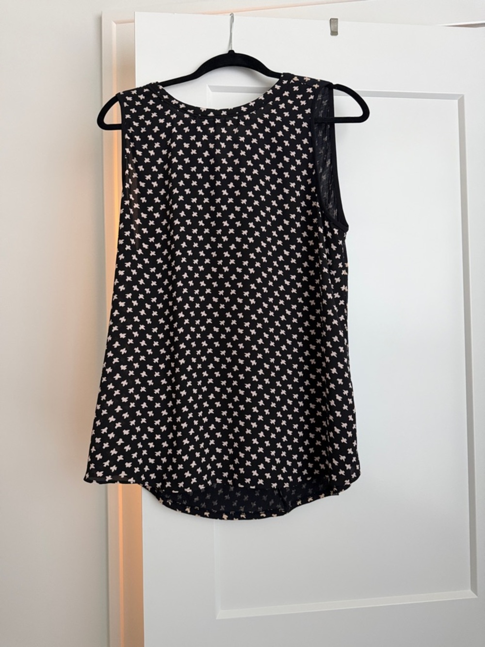 LOFT Black Sleeveless Camisole with Cream Micro-Print